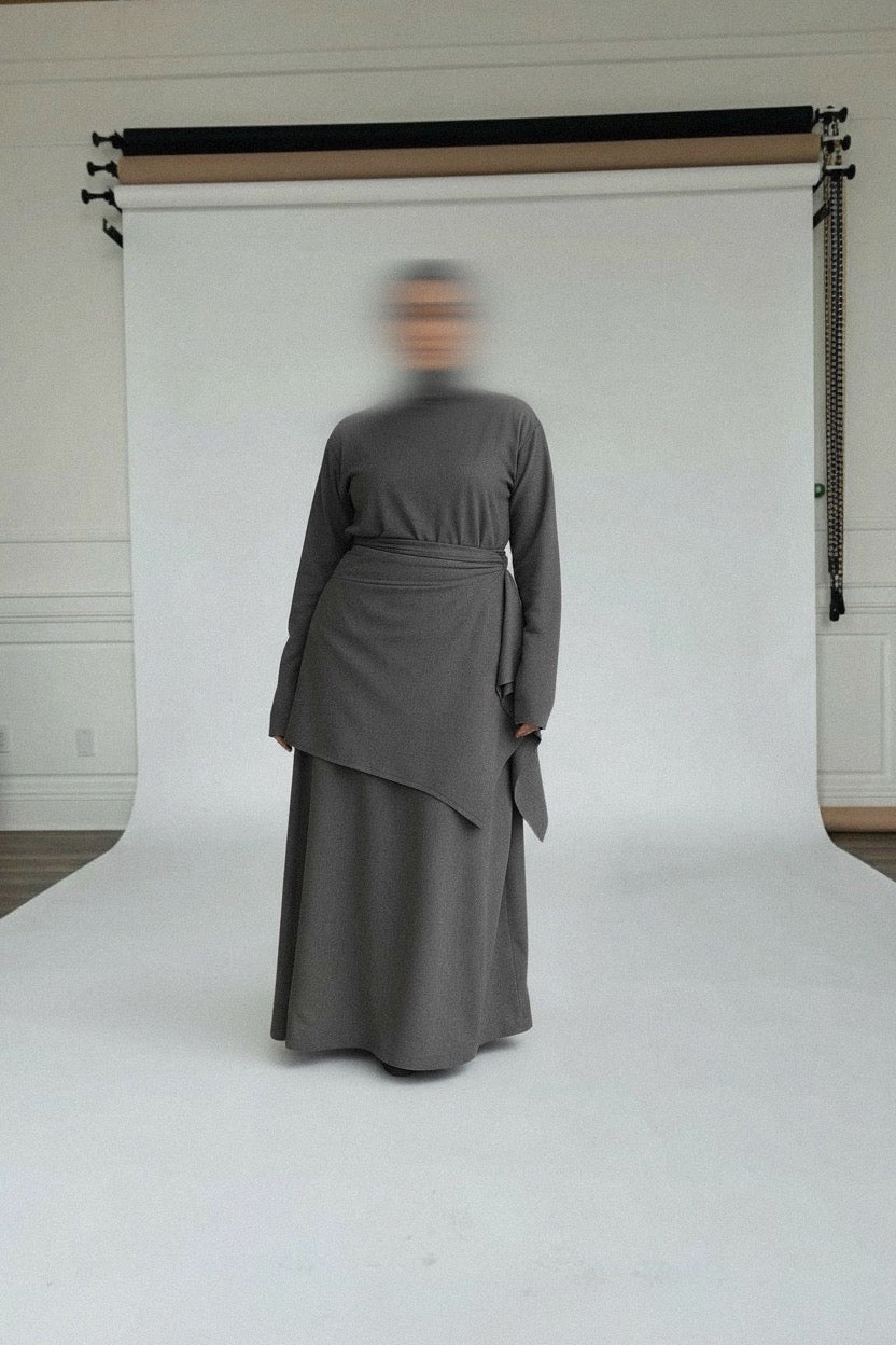 ENSEMBLE LAYERING ANTHRACITE — ROBE & CAPE